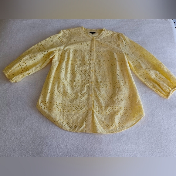 Talbots Yellow Eyelet Button-Front Tunic, Size L - Picture 4 of 16